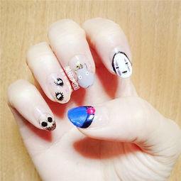 国产动漫美女的美甲视频,国产动漫美女美甲风采展示