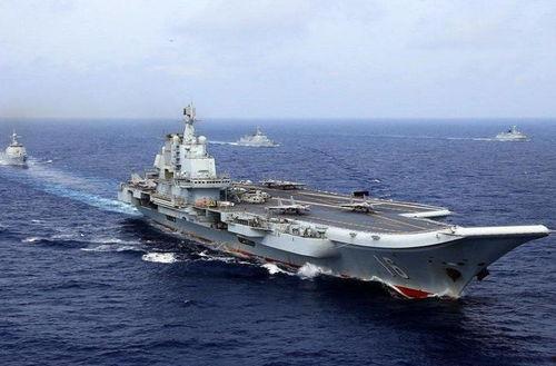 国产战斗机国外降落视频播放