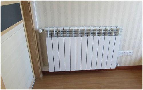 国产暖气片的选择方法视频,视频揭秘选购技巧